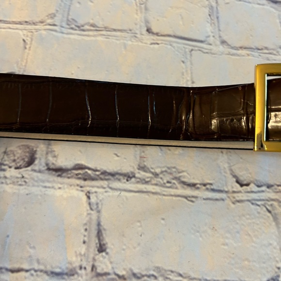 VINTAGE ELLEN TRACY GENUINE ITALIAN LEATHER CROC GOLD TONE BUCKLE WOMENS BELT M - Picture 7 of 11